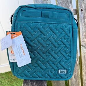 Lugs Crossbody Purse With Two Straps And Lots Of Pockets Teal Blue Green NWT‎ W